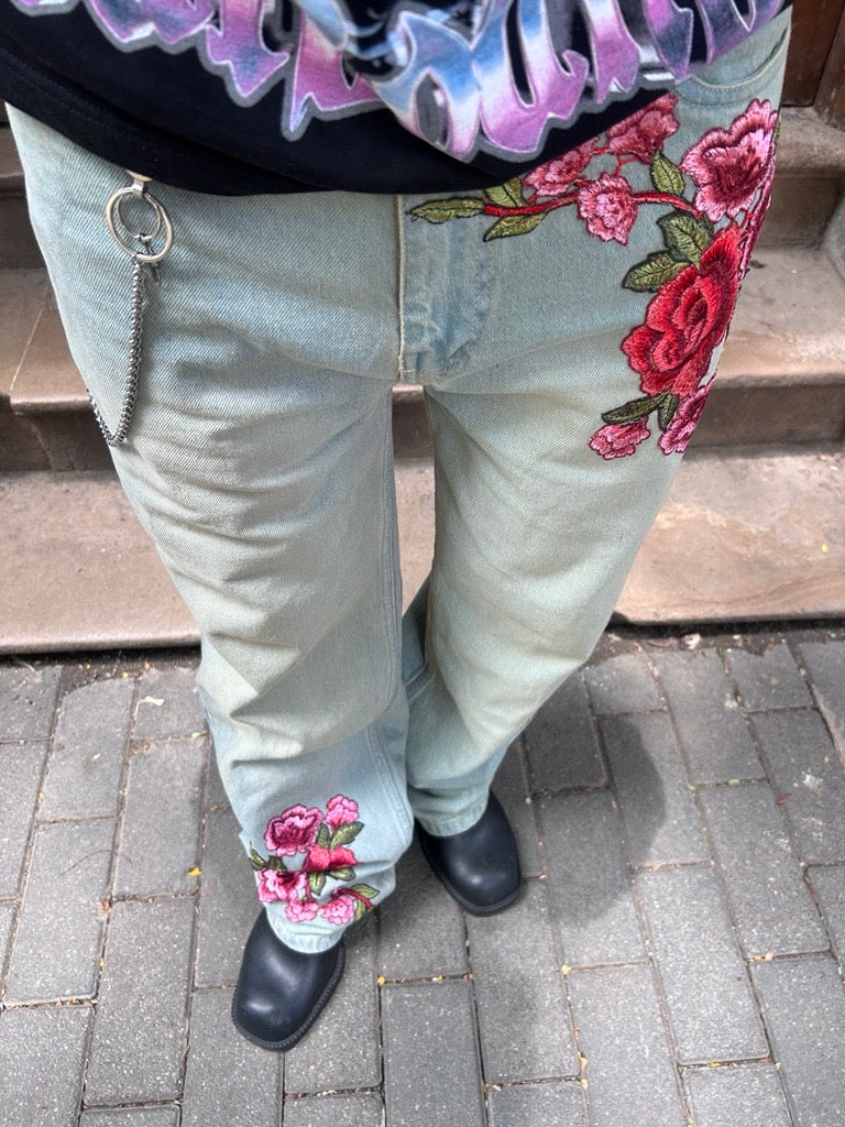 Flora Embroidery Jean