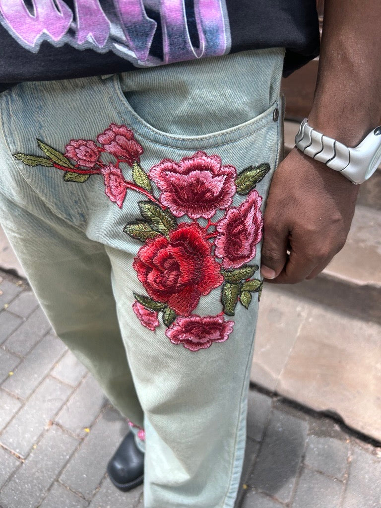 Flora Embroidery Jean